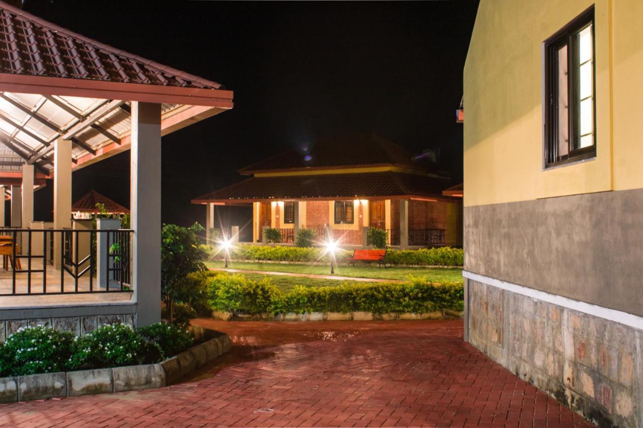 Wildcat Resort Tadoba Sirkada Екстериор снимка